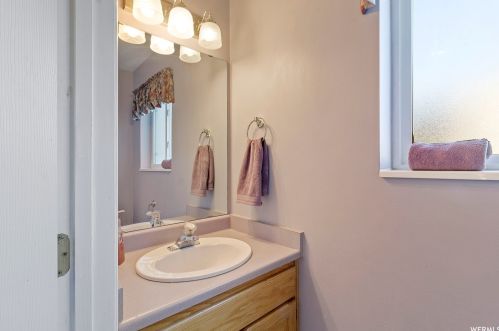 461 800, Smithfield UT 84335-1388 exterior