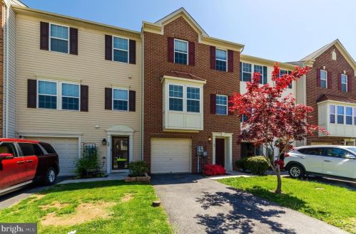 24 Tidewater Ter, Falling Waters, WV 25419-4370