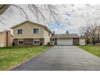 9377 Knighton Rd, Saint Paul, MN 55125-3721