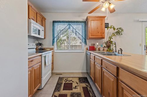 1620 Fundy Way, Aurora CO 80011-5323 exterior