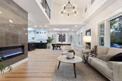 2650 Ash St, Denver, CO 80207-3019