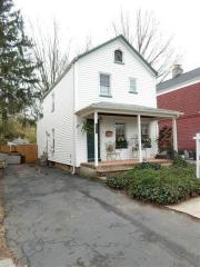 1425 Church St, Rahway, NJ 07065-3307