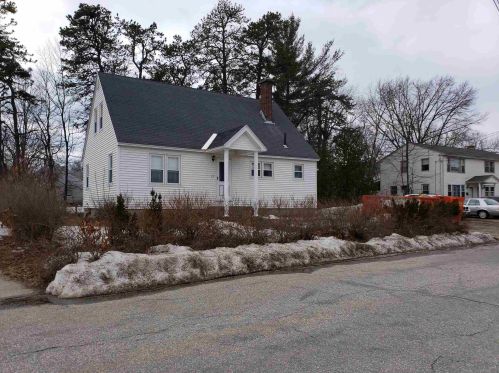 13 Labine St, Nashua, NH 03060-4309