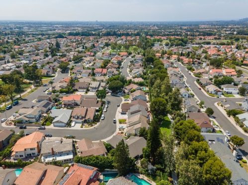 8 Dorchester, Irvine CA  92620-2614 exterior