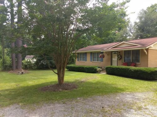 123 Hinton Dr, Dearing, GA 30808-4038