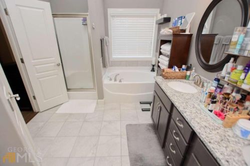 322 Stonecrest Dr, Carrollton GA  30117 exterior
