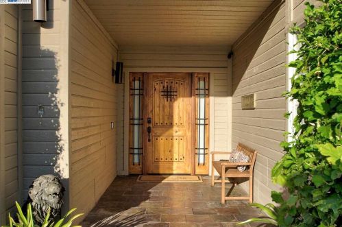 2216 Mountain Quail Way, Modesto, CA 95355-9226