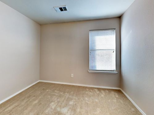 1068 Appaloosa Cir, Fort Worth TX  76179-2322 exterior