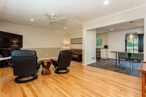 6889 Lockridge Dr, Atlanta GA  30360-1514 exterior