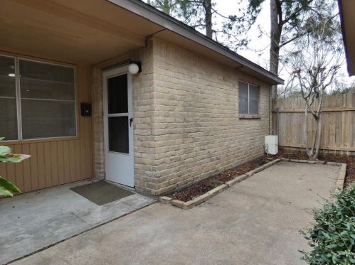 612 Golfview Dr, Richmond TX  77469-5117 exterior