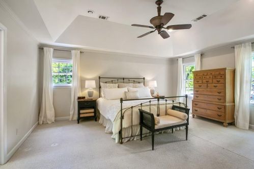 4581 Elizabeth Ln, Atlanta GA  30339-5323 exterior