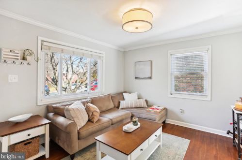 2304 Eccleston St, Silver Spring MD  20902-5015 exterior