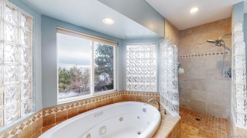 18020 Berry Dr, Aurora CO  80015-2616 exterior