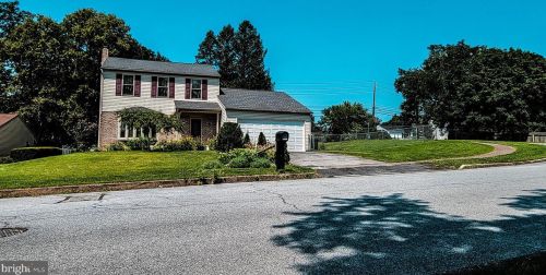 1696 Pebble Brook Ln, Harrisburg, PA 17110-9593