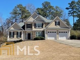 105 Thornbrook Ct, Carrollton, GA 30116-8823