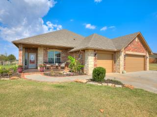 4307 Arrowhead Rd, Piedmont, OK 73078-9673