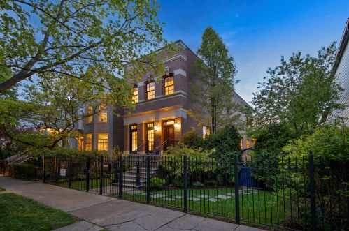 1308 Wellington Ave, Chicago, IL 60657-4124