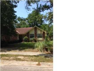 1211 Scotch Pine Ln, Ladson, SC 29456-3179