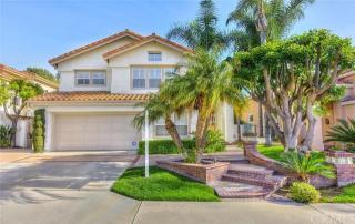 875 Parkglen Pl, Anaheim, CA 92808-2331