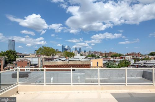 2551 Grays Ferry Ave, Philadelphia PA  19146-3909 exterior