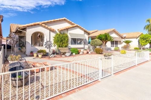 1088 Encanto Dr, San Jacinto, CA 92582-2573