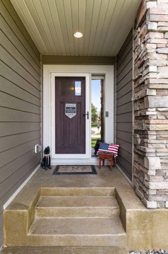 5505 Fernbrook Ln, Minneapolis, MN 55446-3480