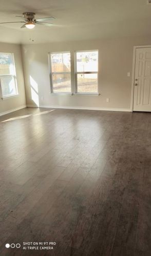 1257 Allen Ave, Fort Worth TX  76104-5721 exterior