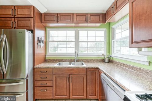150 Linden Ave, Pitman NJ  08071-2110 exterior