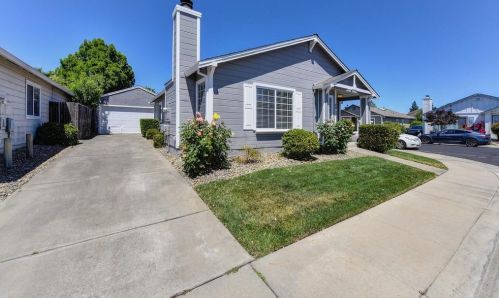 8950 Vista Campo Way, Elk Grove, CA 95758-6266