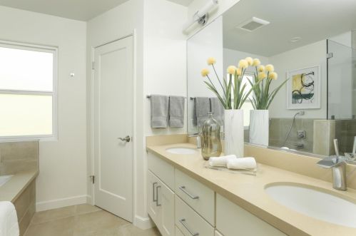 61 Coronado Ave, Los Altos CA  94022-2220 exterior