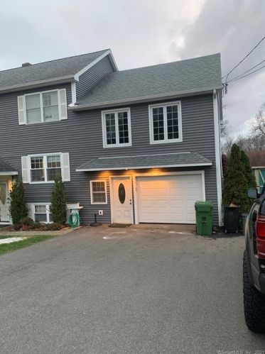 234 Oak Ridge Dr, Middletown CT  06457-1986 exterior