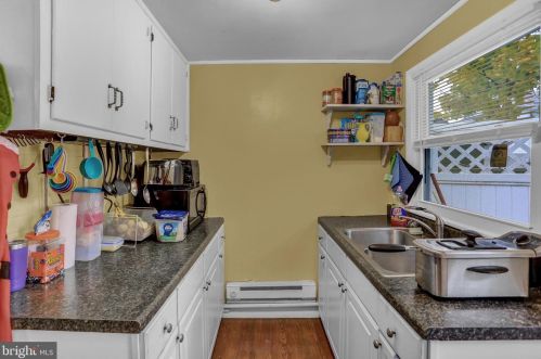 717 York St, Hanover PA 17331-3228 exterior