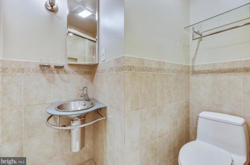 10612 Tenbrook Dr, Silver Spring MD 20901-1030 exterior