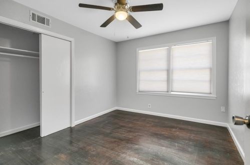 4917 Stephanie Dr, Fort Worth TX  76117-2364 exterior