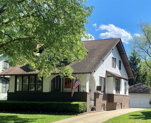 562 Webford Ave, Des Plaines, IL 60016-3317