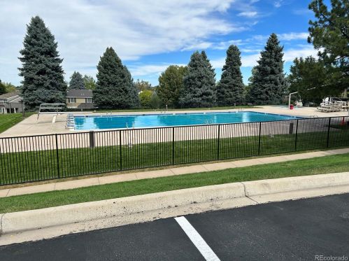 6937 Poplar Way, Englewood CO 80112-2530 exterior