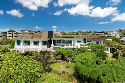 4139 Black Point Rd, Honolulu HI  96816-4846 exterior