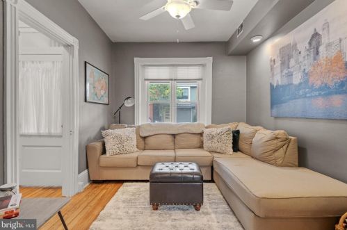 232 Walnut St, Lancaster PA  17602-2342 exterior