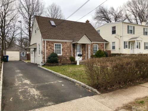436 Hudson Blvd, Avenel, NJ 07001-1329