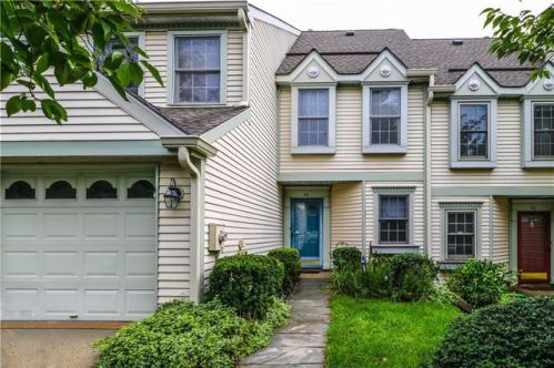 44 Fair Acres Ct, Princeton, NJ 08540-9531