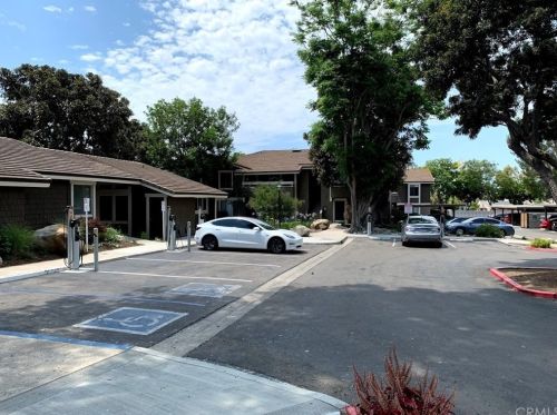 156 Streamwood, Irvine CA  92620-1940 exterior