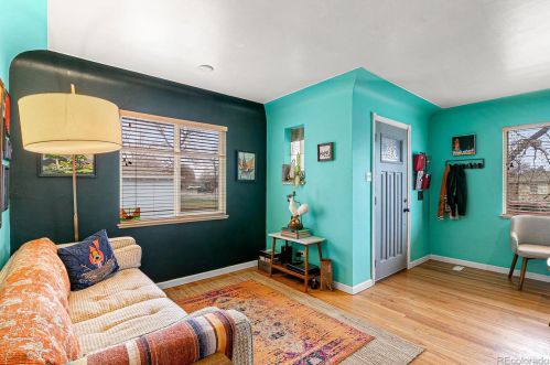 3050 Grape St, Denver, CO 80207-2734