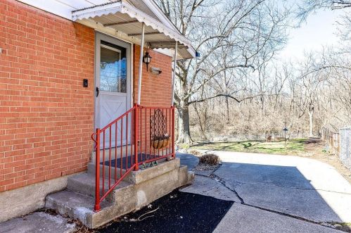 539 Covedale Ave, Cincinnati OH  45238-5324 exterior