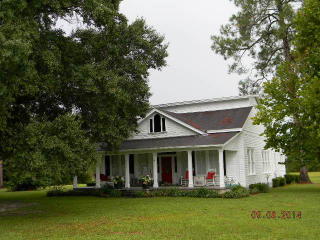 5327 Snake Nation Rd, Hahira, GA 31632-4328