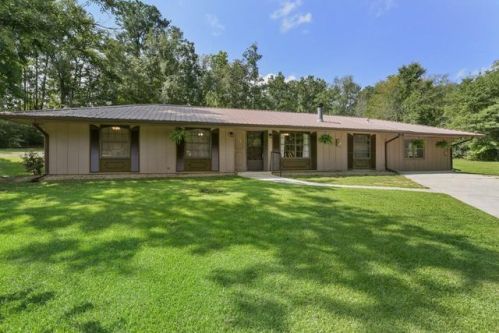 648 Kingston Ln, Conyers, GA 30012-2138