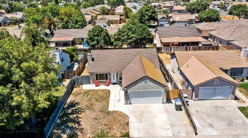 809 Grand Central Dr, Modesto, CA 95351-4480