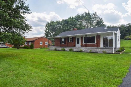 7520 Barrens Rd, Roanoke VA  24019-3152 exterior
