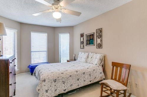 1446 Homestead Ln, Carrollton TX 75007-2991 exterior