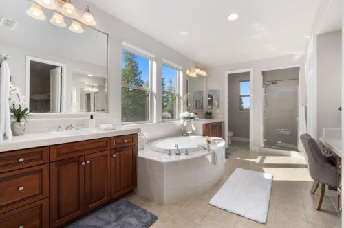 2017 Medici Way, Folsom CA  95762-4154 exterior