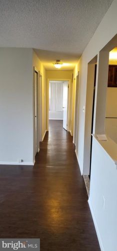 78 Willow Ct, Trenton NJ  08619-4625 exterior